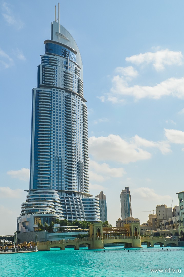 Высотное здание отеля The Adress Downtown Dubai