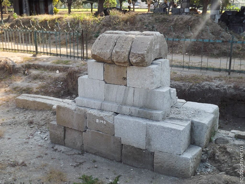Восстановленные каменные блоки