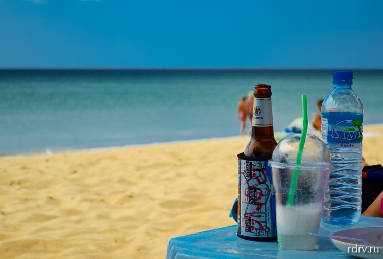 Напитки на пляже Карон бич