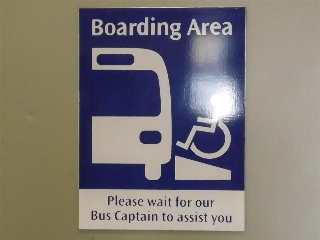 Посадка инвалидов в автобус