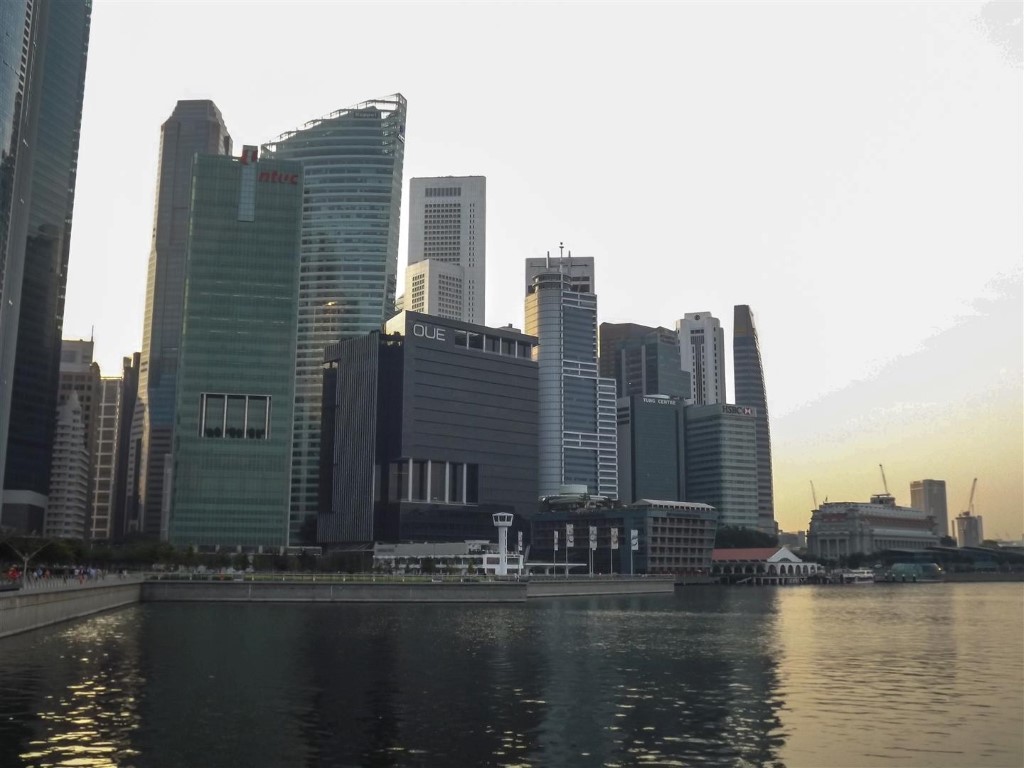 Небоскребы Сингапура на закате
