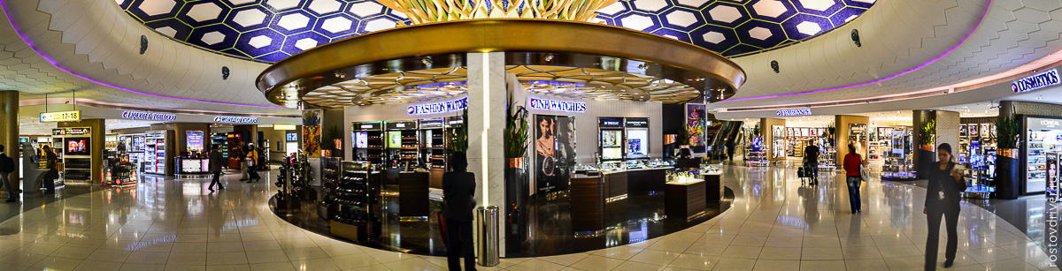 Торговая зона в аэропорту Абу Даби